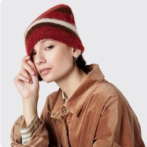 NEW! WYETH Ace Beanie in Red